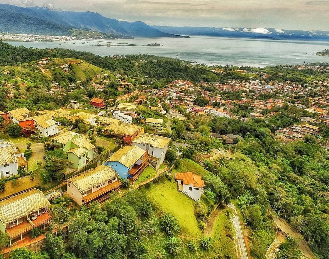 Trabalho realizado para o condomínio de casas mais lindo que já vi... Localizado em ilhabela .... Fotografia e